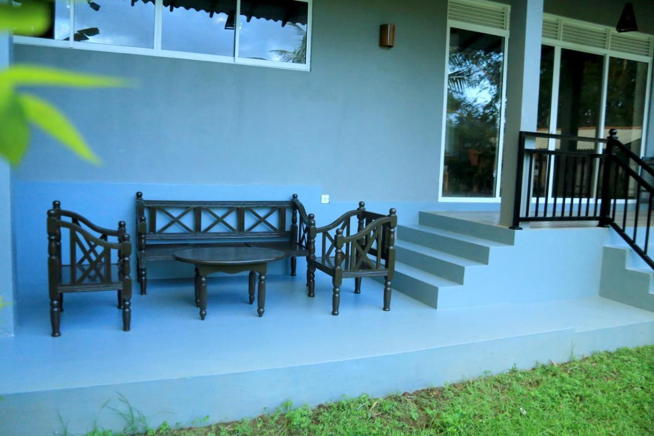 Sri Villa Rest Hikkaduwa Buitenkant foto